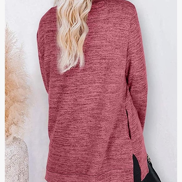 NWT Oversized Soft Sweater with Pockets! - Picture 2 of 5